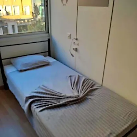 猫头鹰旅舍 旅馆